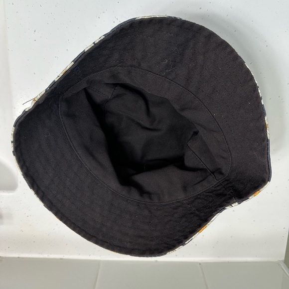 Daisy Flower Bucket Hat Reversible Black 22in Circumference Festival Summer - Picture 4 of 5